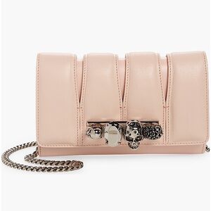NEW🔥Alexander McQueen Slash Cutout Skull Knuckle Ring Leather Bag🔥